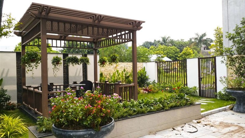 Mẫu giàn hoa gỗ nhựa pergola ngoài trời siêu đẹp