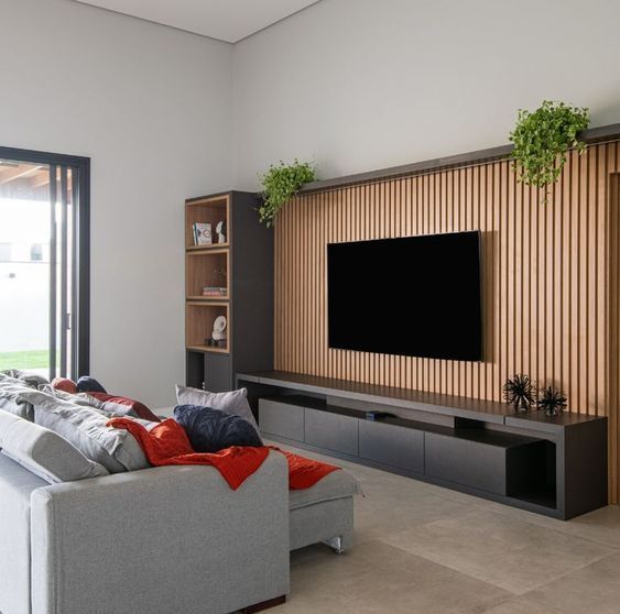 Tại sao nên dùng thanh lam gỗ nhựa trang trí cho phòng khách?