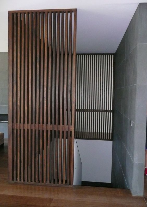 Mẫu lam nhựa giả gỗ trang trí cầu thang