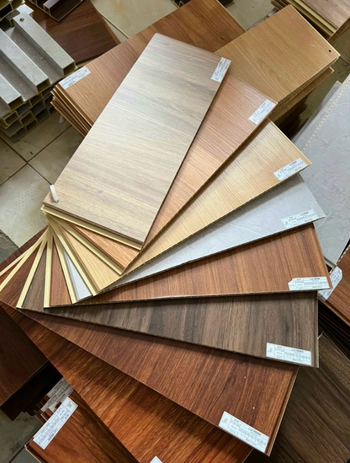 10 Mẫu ốp trần nhựa gỗ sang trọng, hiện đại